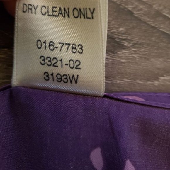 Never worn Vintage 100% Silk Dress - Please read description carefully - Picture 10 of 10